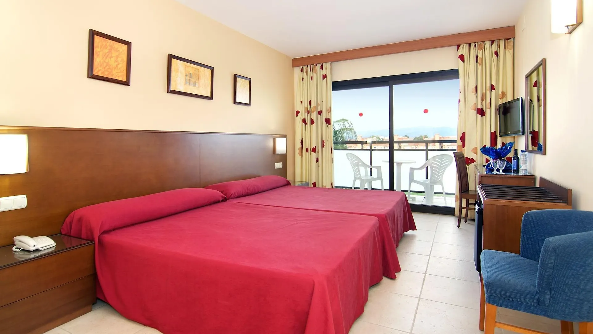 Hotel Puente Real Торремолинос