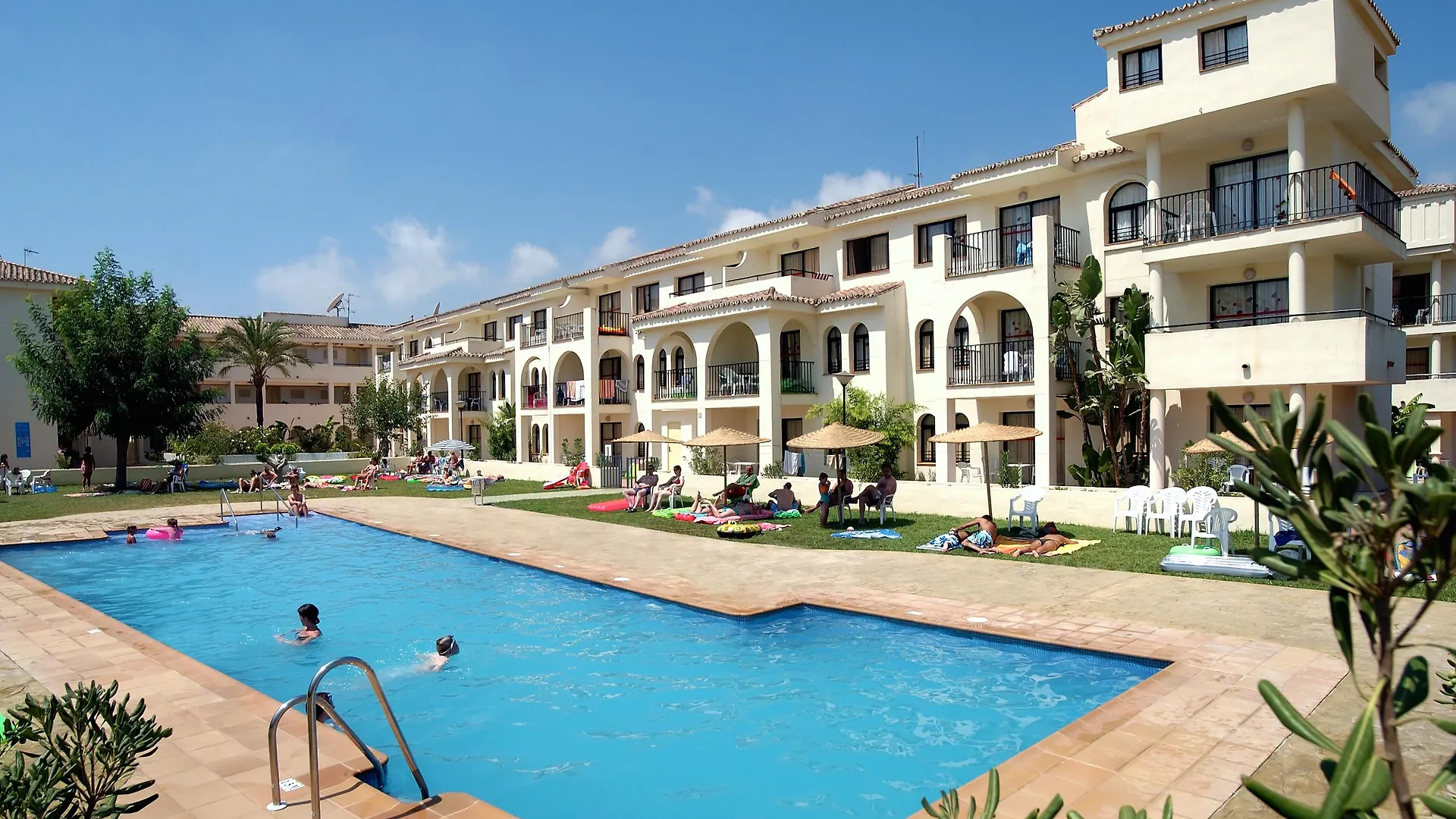 Hotel Puente Real Торремолинос 4*,