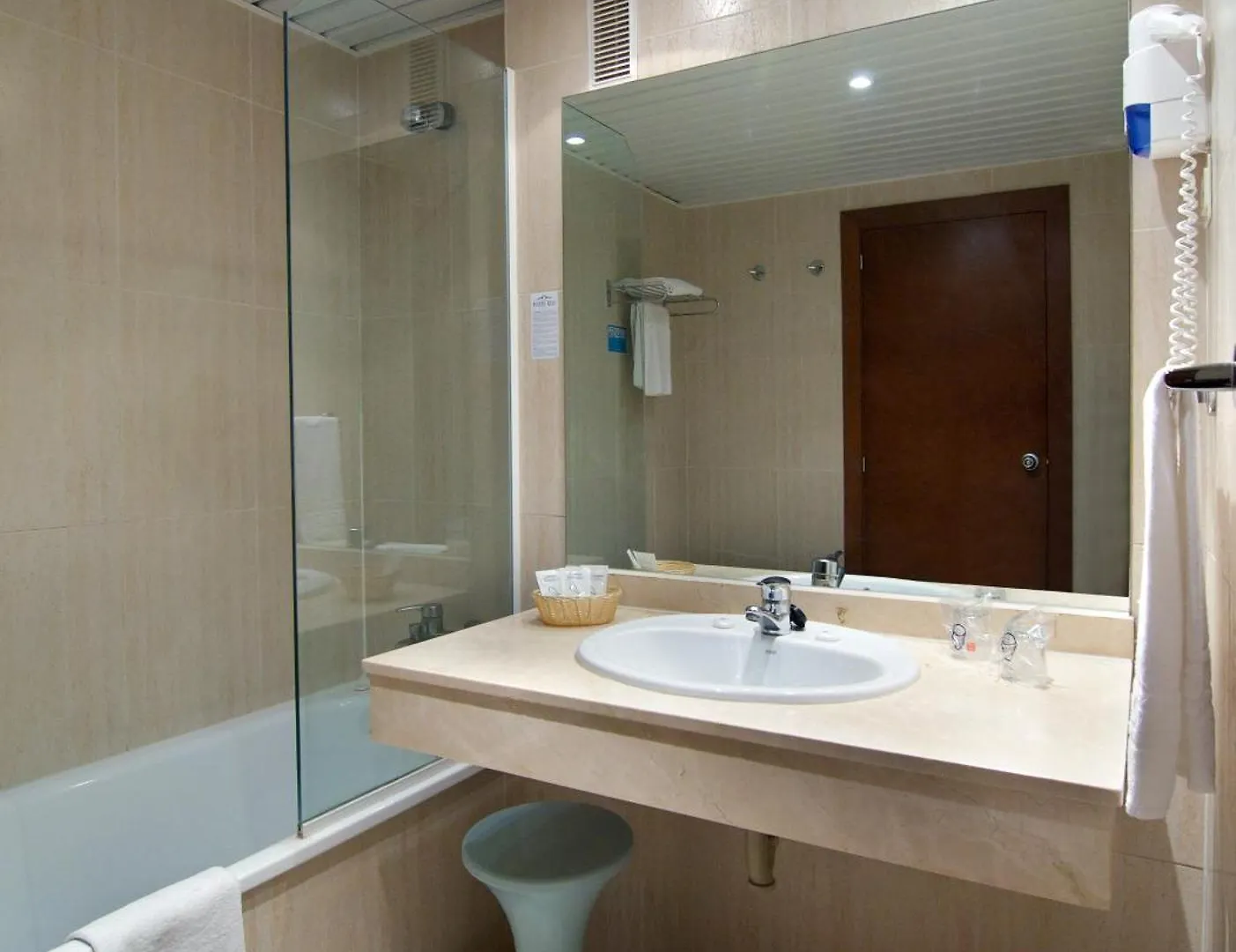 Hotel Puente Real Торремолинос
