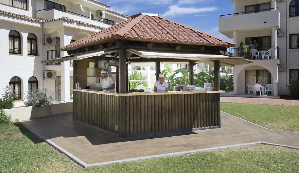 ****  Hotel Puente Real Торремолинос Испания