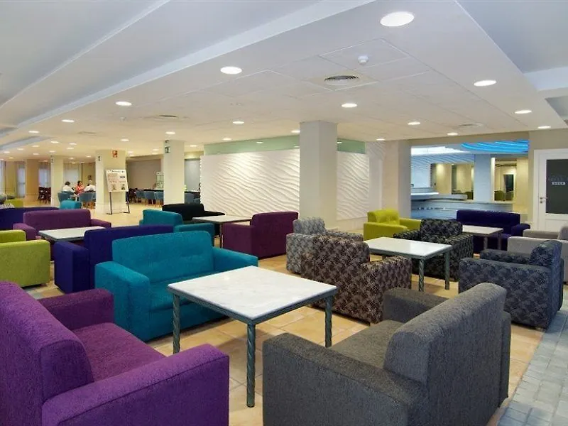 Hotel Puente Real Торремолинос